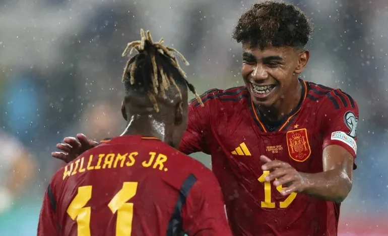 هولندا ضد اسبانيا في دوري الأمم الأوروبية