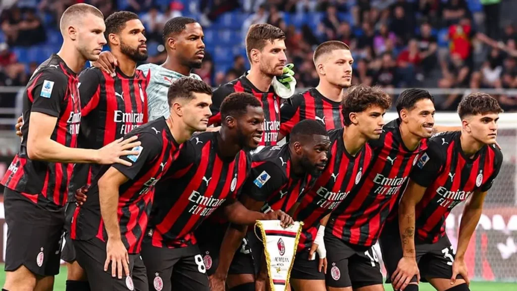 عرض سعودي يربك حسابات ميلان.. الاتحاد يتحرك لخطف نجم الوسط