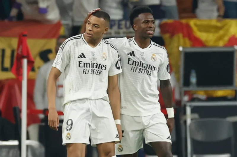أزمة جديدة في مدريد.. مبابي وفينيسيوس تحت مجهر بيريز!