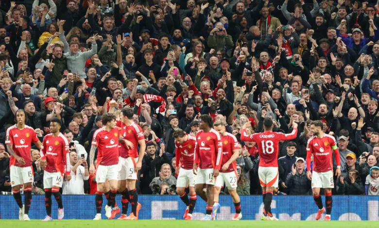 خطوة مفاجئة من إدارة مانشستر يونايتد تُغضب الجماهير