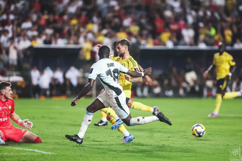 نتيجة التعادل يحسم الشوط الأول بين النصر والاتحاد في السوبر السعودي