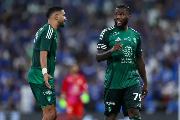 الأهلي يواجه نيوم في مباراة افتتاح دوري روشن السعودي 2026