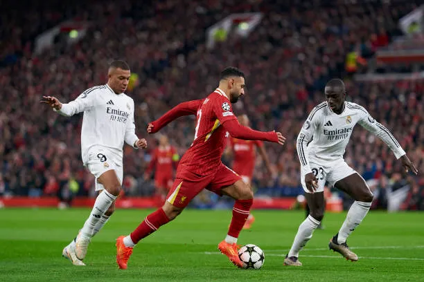 قبل مواجهة ريال مدريد .. ليفربول يقترب من التعاقد مع أغلى صفقة إنتقال في تاريخه