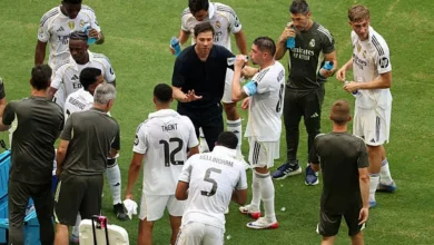 ألونسو يتحدى الجماهير ويتمسك بنجم ريال مدريد رغم المطالبة برحيله