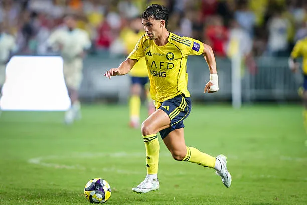 مباراة النصر واستقلال دوشنبه