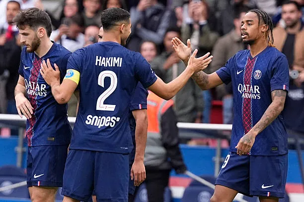 مباراة باريس سان جيرمان واتالانتا في دوري أبطال أوروبا