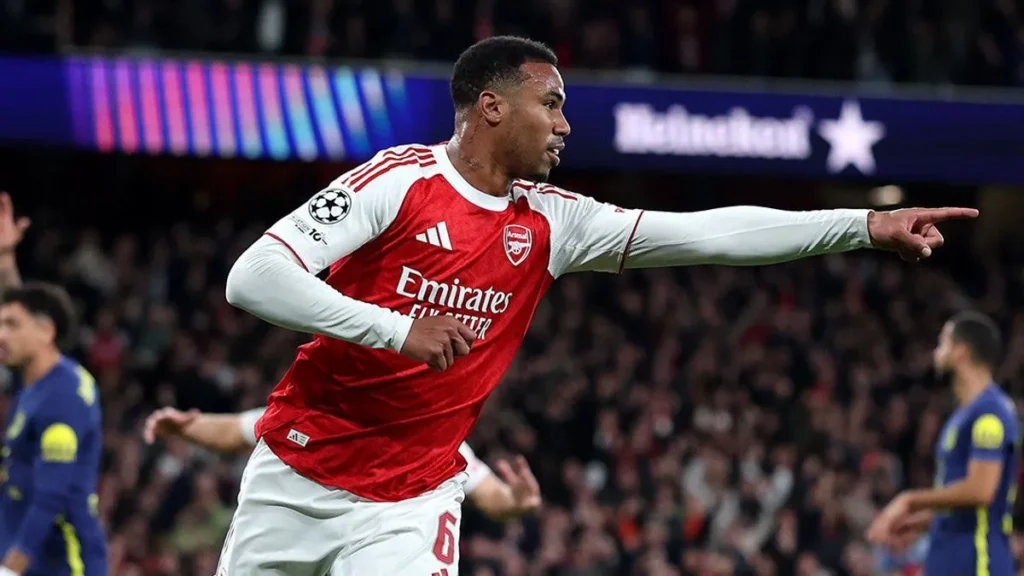 مباراة آرسنال وكريستال بالاس في الدوري الإنجليزي اليوم