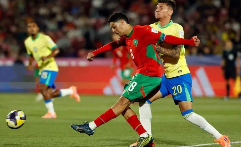 المغرب يهزم البرازيل.. مباراة حسم الصدارة وفوز مستحق في مونديال الشباب