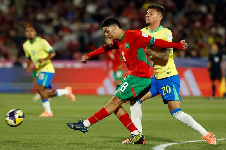 المغرب يهزم البرازيل.. مباراة حسم الصدارة وفوز مستحق في مونديال الشباب