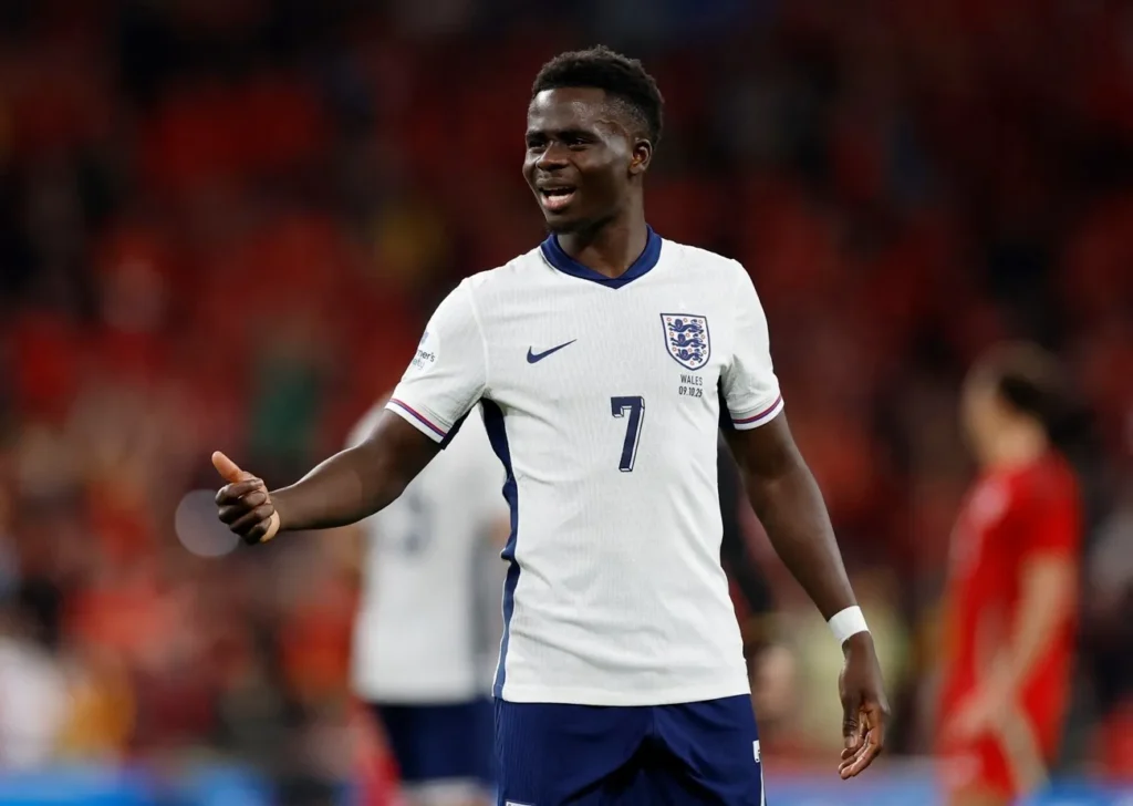 مباراة إنجلترا ولاتفيا.. صدارة حاسمة وحلم التأهل إلى كأس العالم 2026