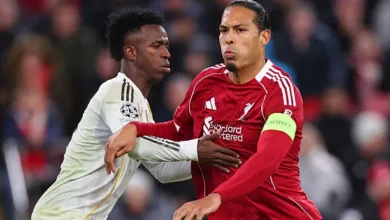 بعد الهزيمة ضد ليفربول .. نجم برشلونة يسخر من فينيسيوس جونيور