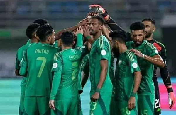 مباراة السعودية ضد المغرب في قمة حاسمة في كأس العرب 2025