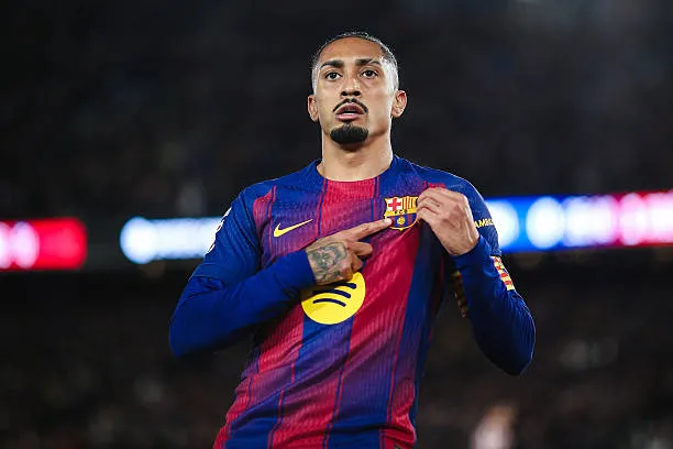 موعد مباراة برشلونة وآينتراخت فرانكفورت والقنوات الناقلة