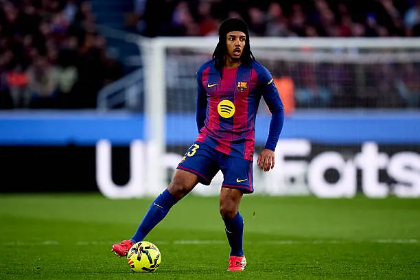 التشكيل المتوقع لموقعة "مونتيليفي" برشلونة ضد غيرونا التشكيل المتوقع لموقعة "مونتيليفي" برشلونة ضد غيرونا